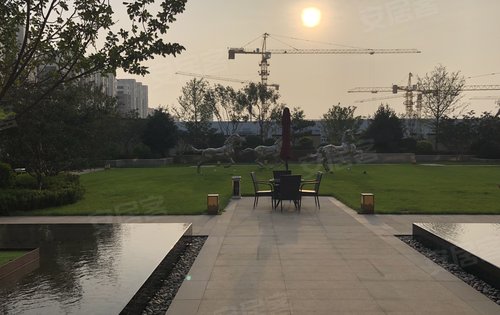 秦皇皓月城最新动态，自然美景探索之旅，心灵平和宁静之旅
