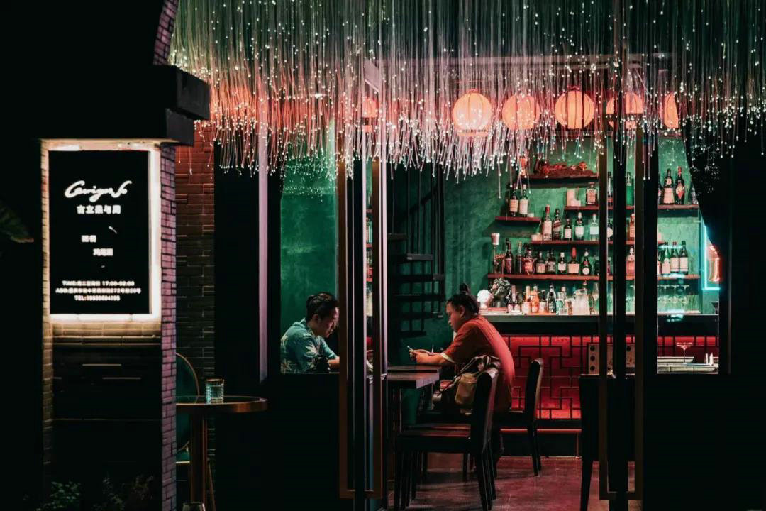 探索小巷隐藏宝藏，体验独特小店——最新广告语揭秘