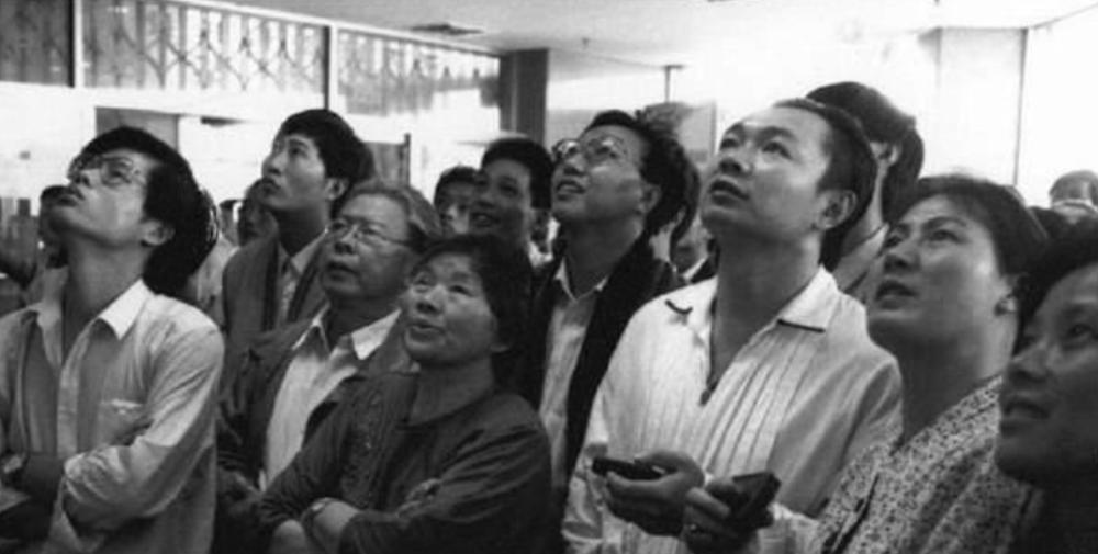在自然美景中寻找内心平静之旅，弃婴最新照片回顾