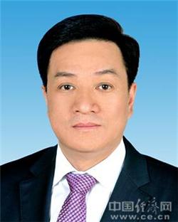 福建省委常委最新名单，自然美景探索之旅启幕